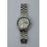 Seiko; a gentlemen's 1960s stainless steel Bellmatic alarm wristwatch,