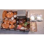 A collectors' lot comprising teaware, retro glassware to include two dressing table sets,