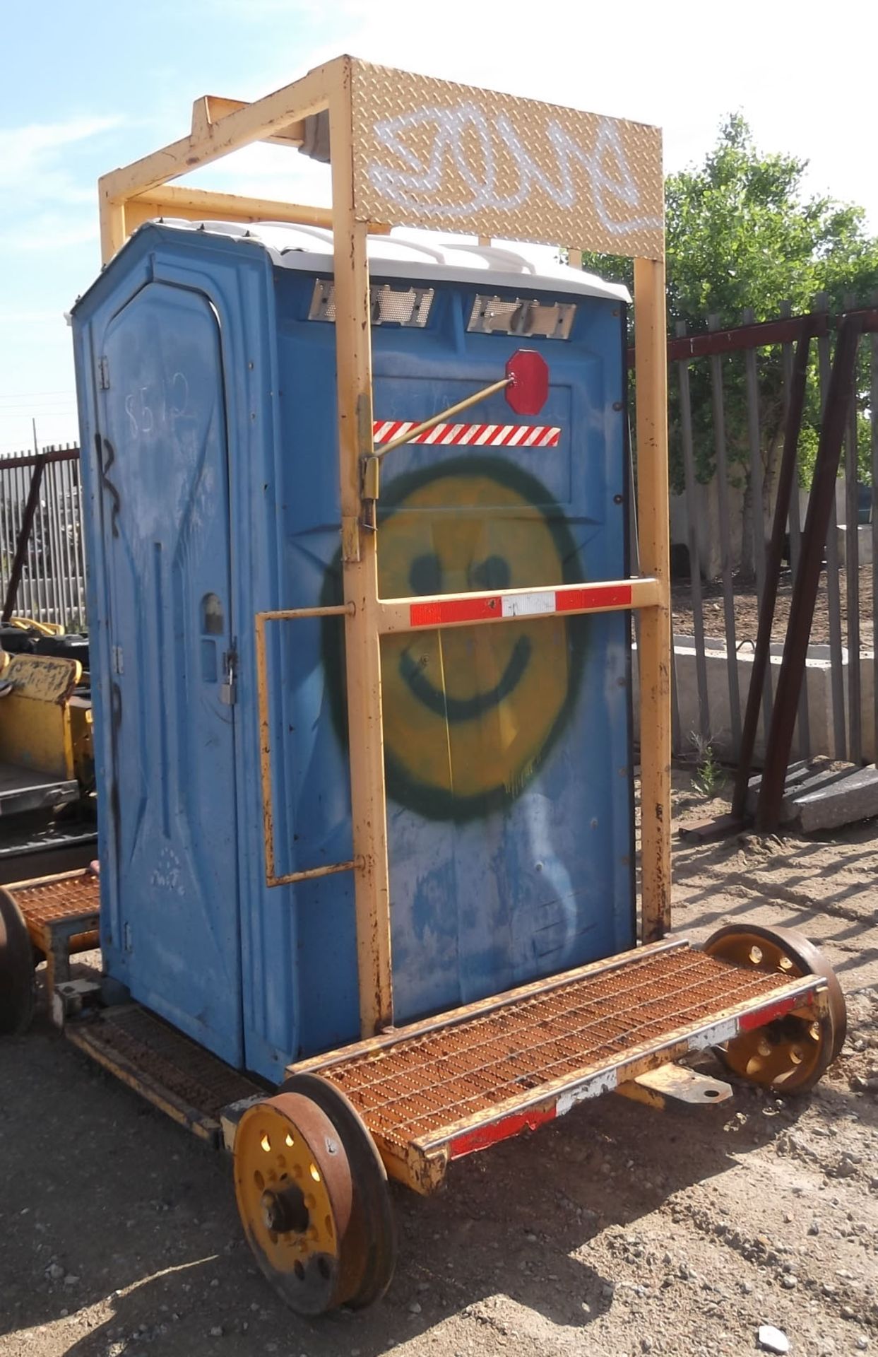 PTC PORTABLE TOILET ON RAILS - Man/Ser# N/A