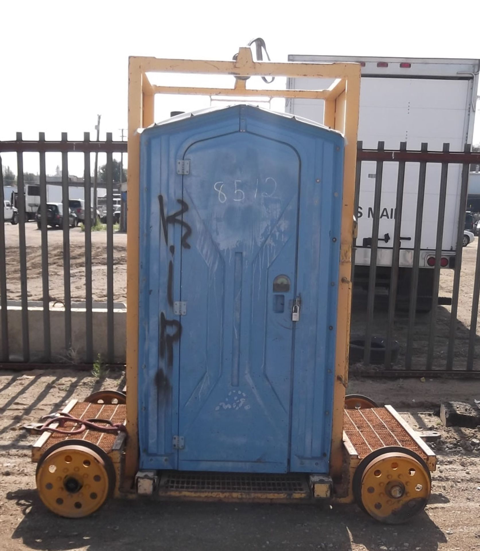 PTC PORTABLE TOILET ON RAILS - Man/Ser# N/A - Image 4 of 4