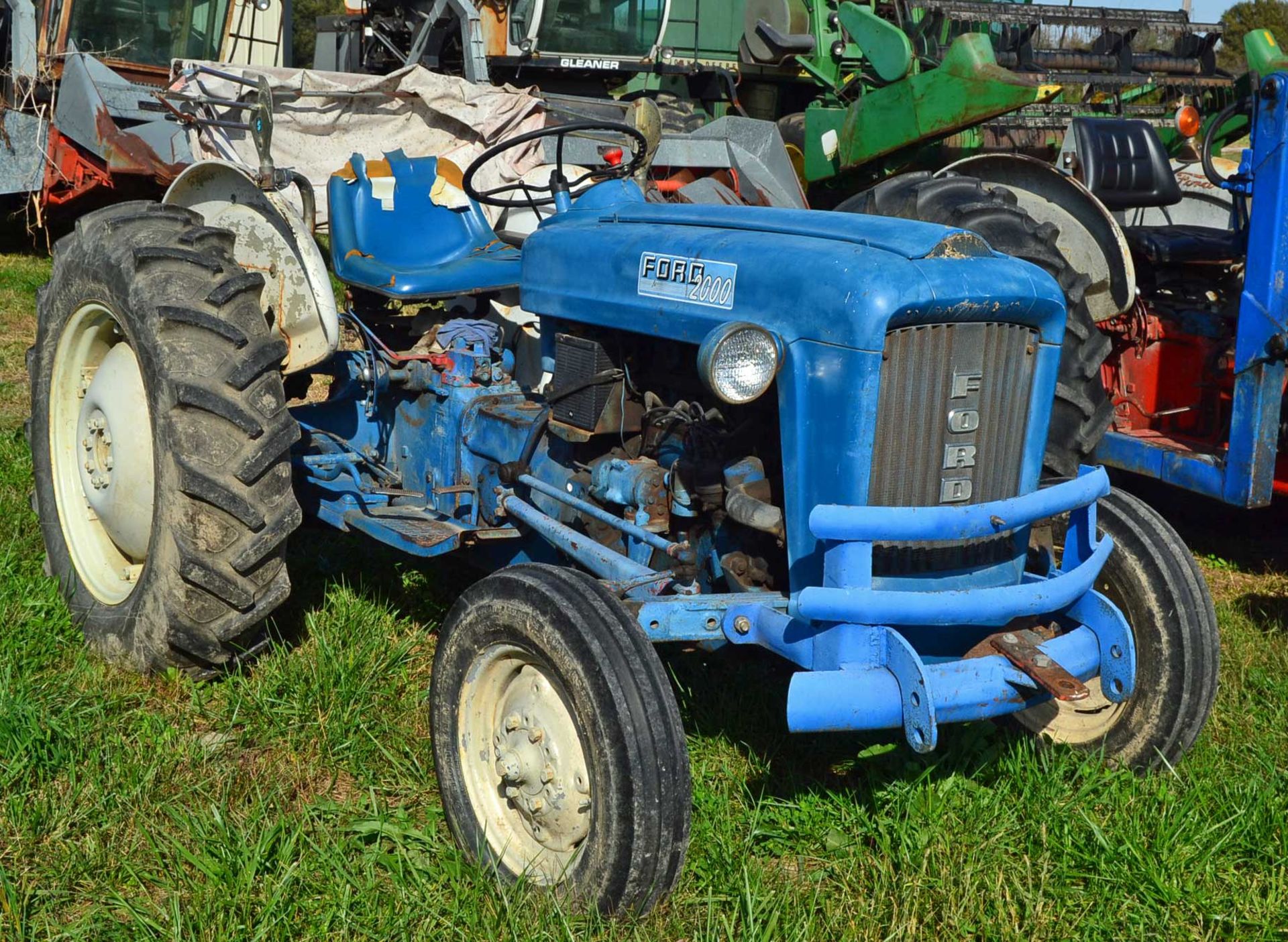 Ford 200 Tractor