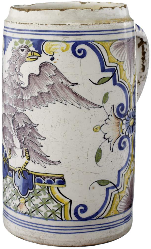 Walzenkrug 18. Jh. Crèmefarben glasierte Fayence. Umlaufende, polychrome Malerei mit deutschem Adler