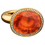 Spessartin-Ring Rotgold 750. Handarbeit. Imposanter Ring mit einem ovalen Spessartin-Granat von