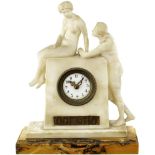 Jugendstil-Pendulette Anfang 20. Jh. Gehäuse aus Alabaster mit weiblicher und männlicher Figur.