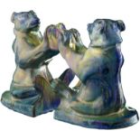 Paar Buchstützen "Bären" Frankreich um 1930. Keramik mit verlaufender Lüsterglasur. Im Stand
