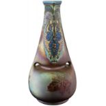 Vase "Montières" Um 1920. Keramik mit polychromer Emailmalerei "Trauben". Partielle Lüsterglasur mit