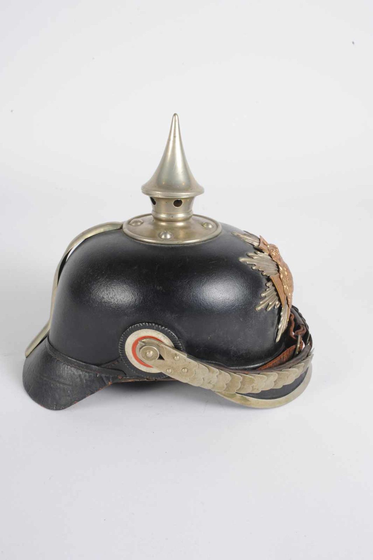 Saxe. Casque troupe du 100° régiment de réserve, très belle bombe dans son vernis dorigine, - Bild 4 aus 7