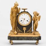 Reloj de sobremesa francés época Luís XVI. Trabajo Francés, Último cuarto del Siglo XVIII. Realizado
