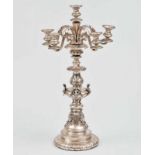 Importante candelabro estilo Luís XVI de seis luces en plata francesa. Finales del Siglo XIX  XX.