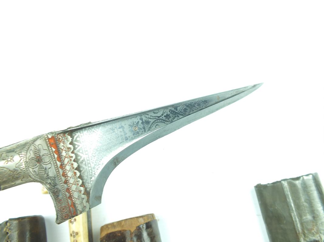 Three various Afghan Choora daggers, each with T-section blade, two with etched decoration, - Image 8 of 9