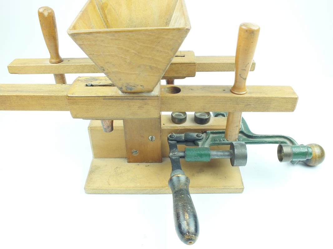 An unusual bench mounted wooden and iron shot dispenser reloading machine, the handmade box wood - Image 9 of 9