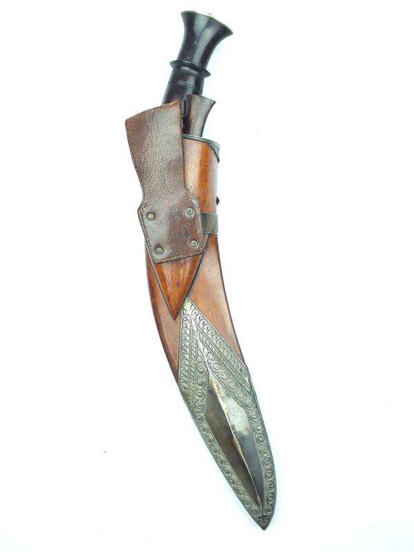 A fine early 20th Century white metal mounted box Kothimora Kukri, 30cm sharply curved blade with - Image 2 of 9