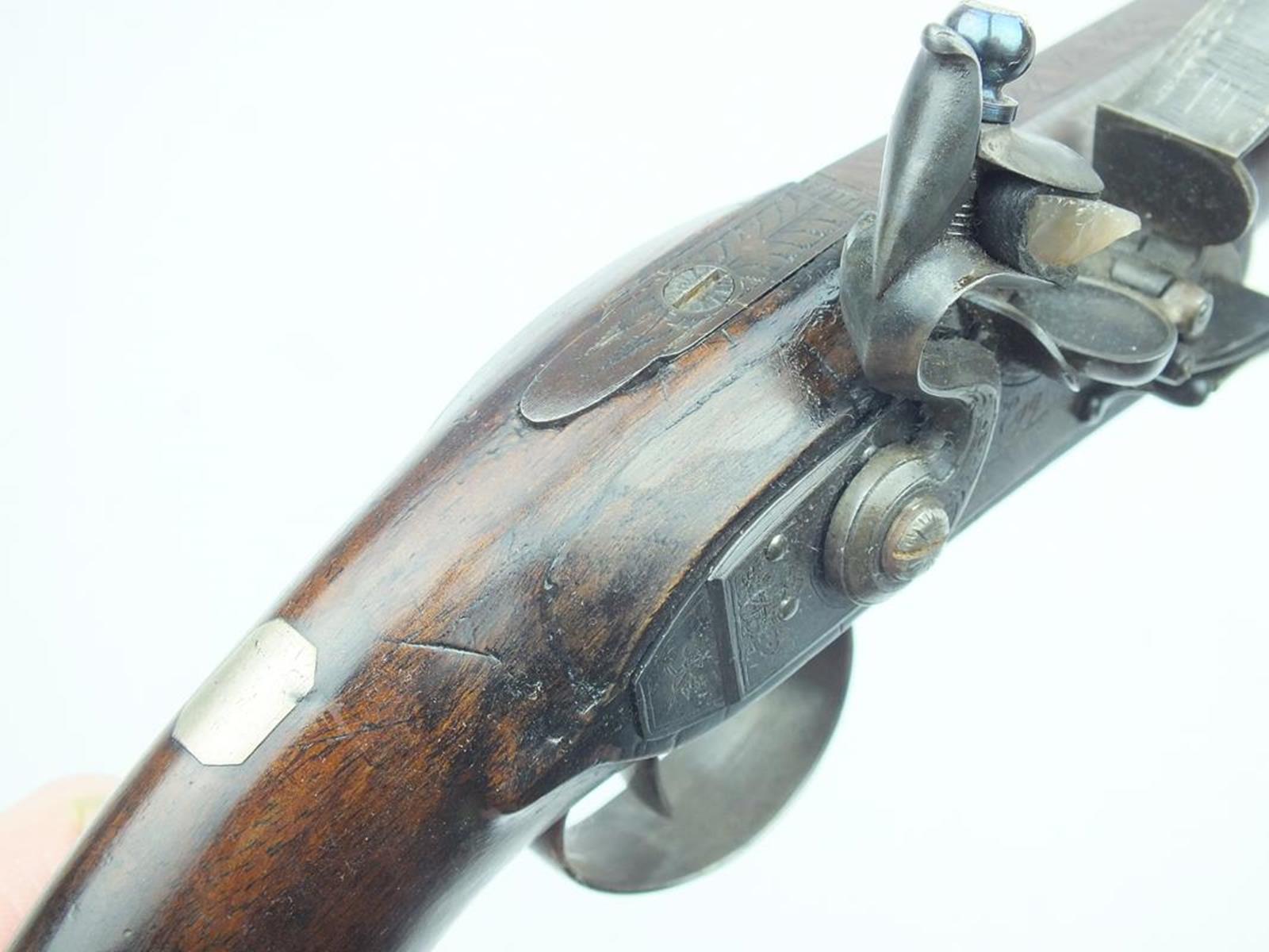 A flintlock travelling pistol by Durs Egg, 4 inch sighted octagonal browned damascus barrel signed - Image 7 of 9
