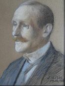 Nöbbe, Johann Jacob Carl. (Flensburg 1850 - 1919). Herr mit Schnurrbart. Pastellzeichnung auf Papier