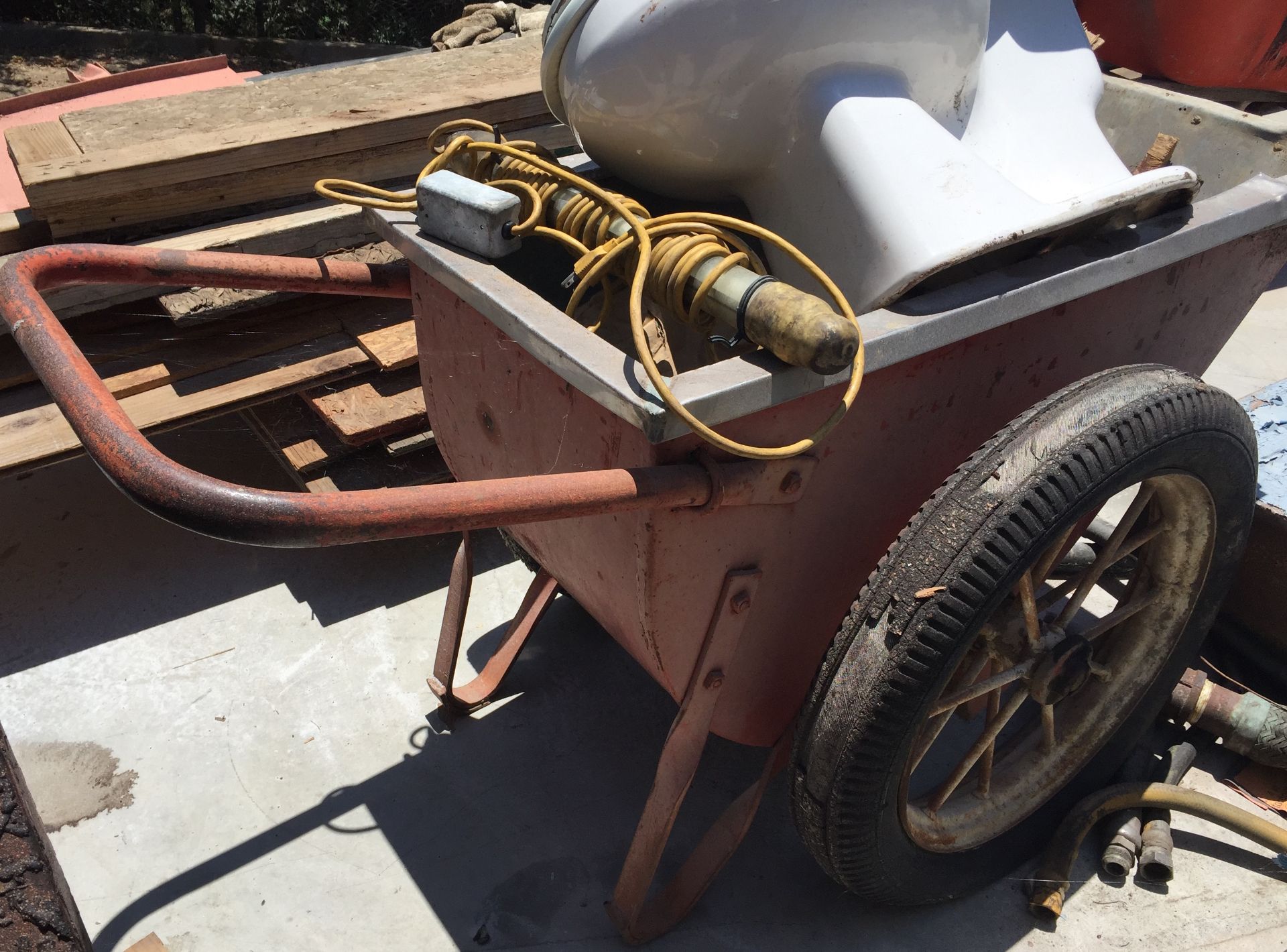 Rollaway Cart / Wheel Barrow/ Extra Large Wheels - Image 3 of 3