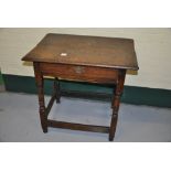 Antique oak side table with turned supports,