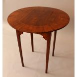 Dutch or English small round table, on four feet with sawed waved side borders, one drawer with