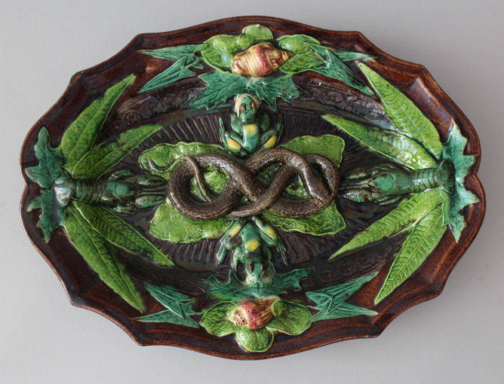 Bernard Palissy (1510-1589)-attributed, Ceramic dish with a snake, frons, leaves, snails and