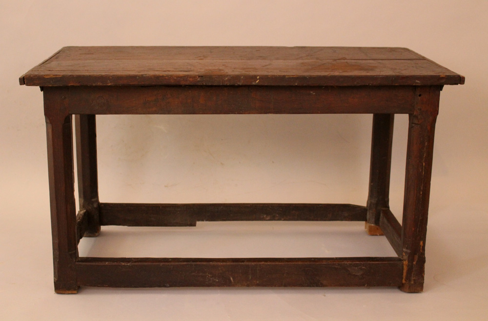 English gothic small oak table, on four legs, with connection panels on the bottom, canted legs,