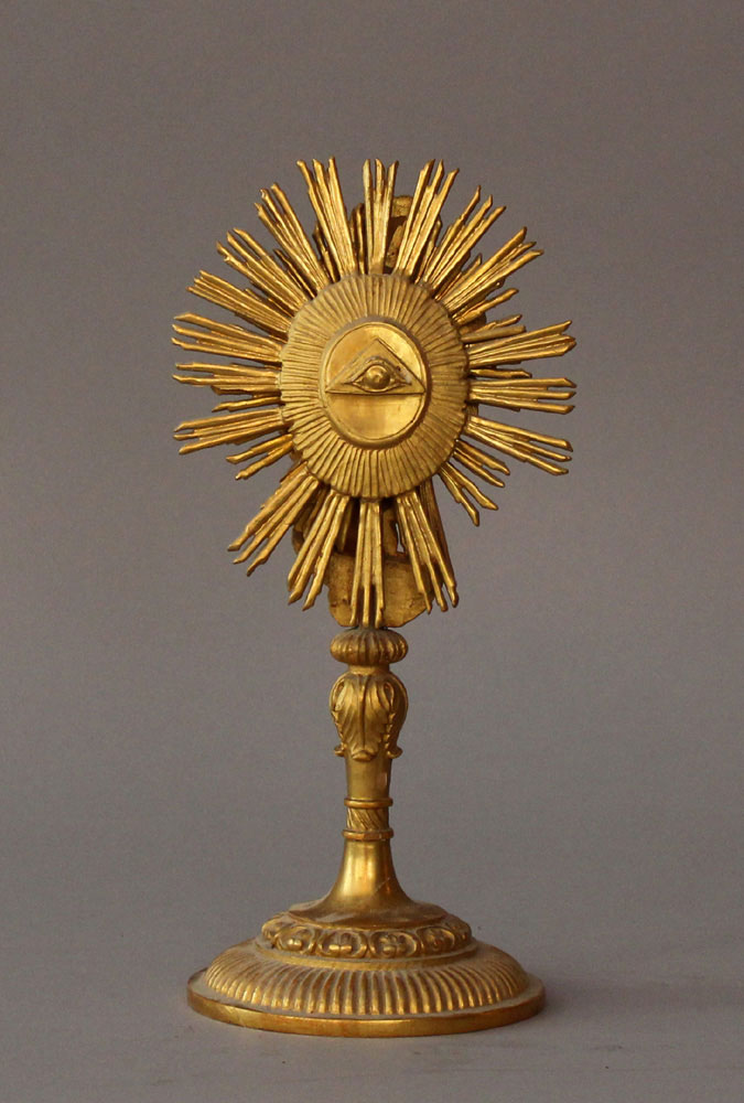 Monstrance on round foot with thin column, fluted and wood carved, turned; a reliquary on top - Image 3 of 3