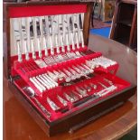 A SUPERB SHEFFIELD KINGS PATTERN CASED CANTEEN OF CUTLERY FOR 12.