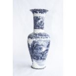 A GOOD EARLY 20TH CENTURY BOOTHS BLUE AND WHITE VASE with country scene decoration.