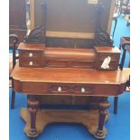 A NICE MAHOGANY DRESSING TABLE.