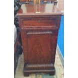 A LOVELY PAIR OF 19TH CENTURY BEDSIDE CABINETS with single drawer over single door.