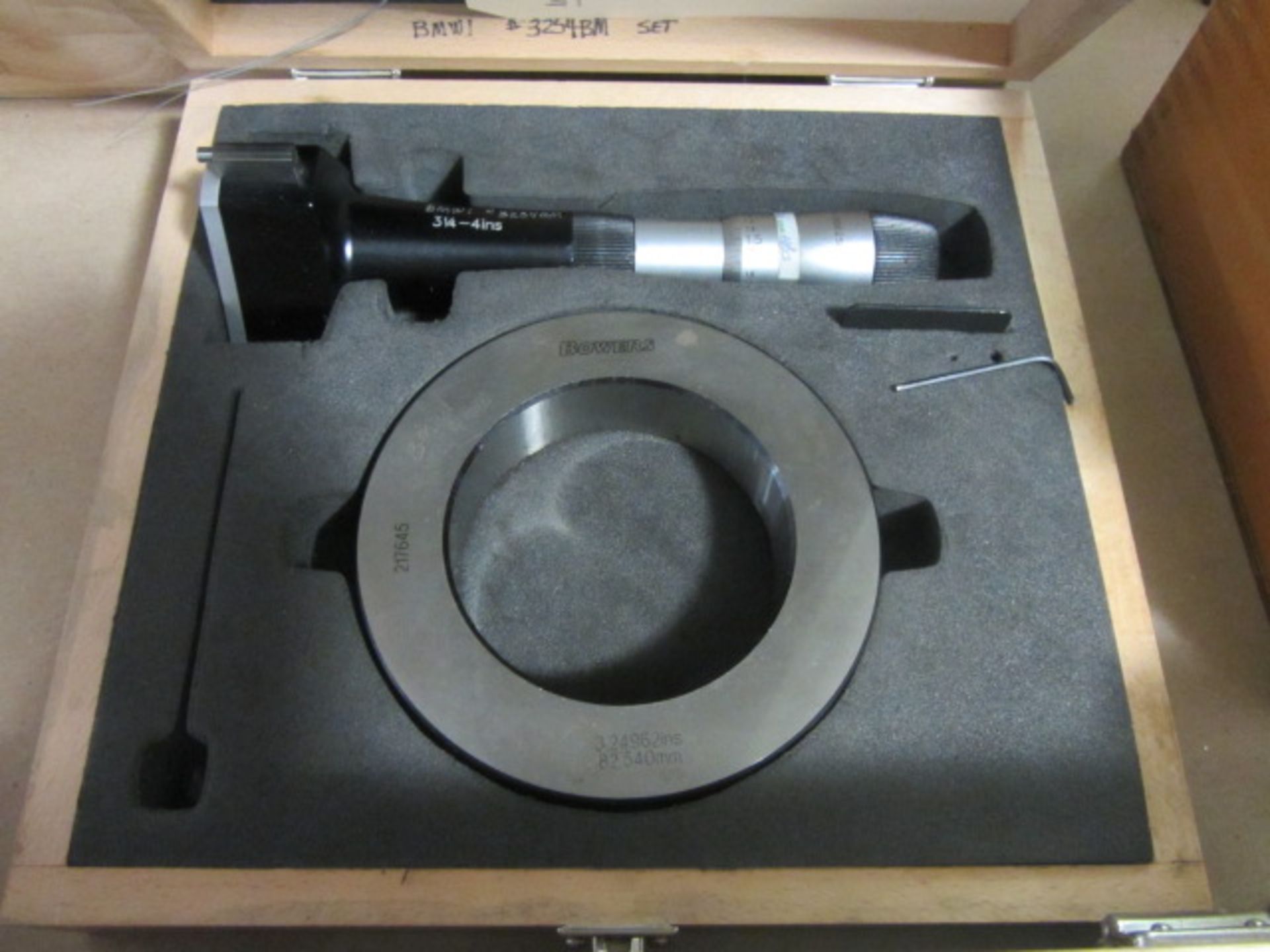 Bowler 3.25''-4'' Hole Micrometer