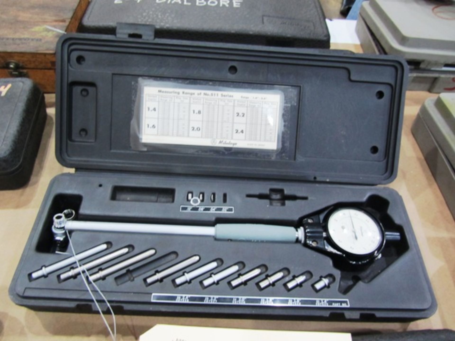 Mitutoyo 2''-4'' Dial Bore Gauge