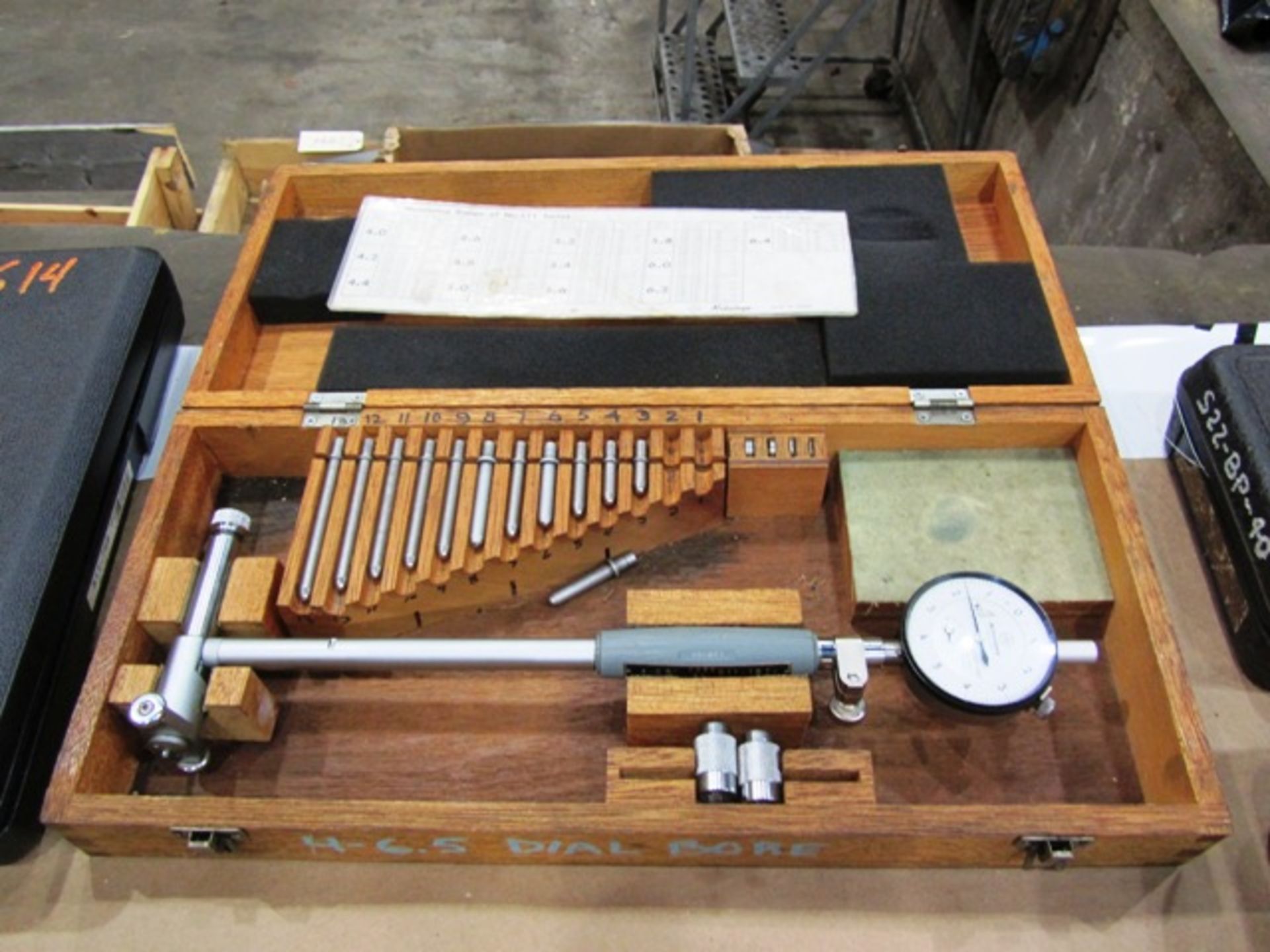 Mitutoyo 4''-6.5'' Dial Bore Gauge