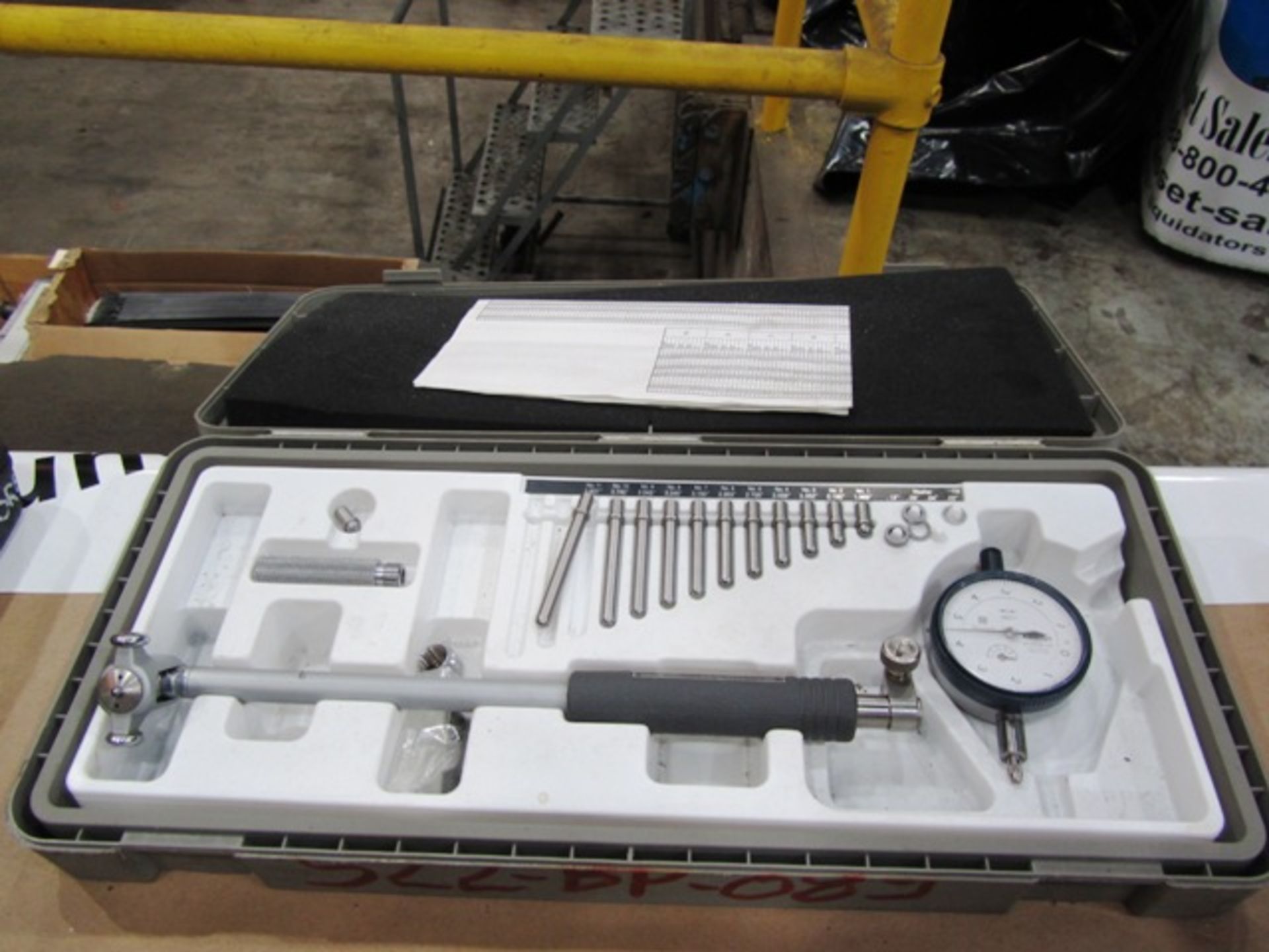 Mitutoyo 2''-6'' Dial Bore Gauge