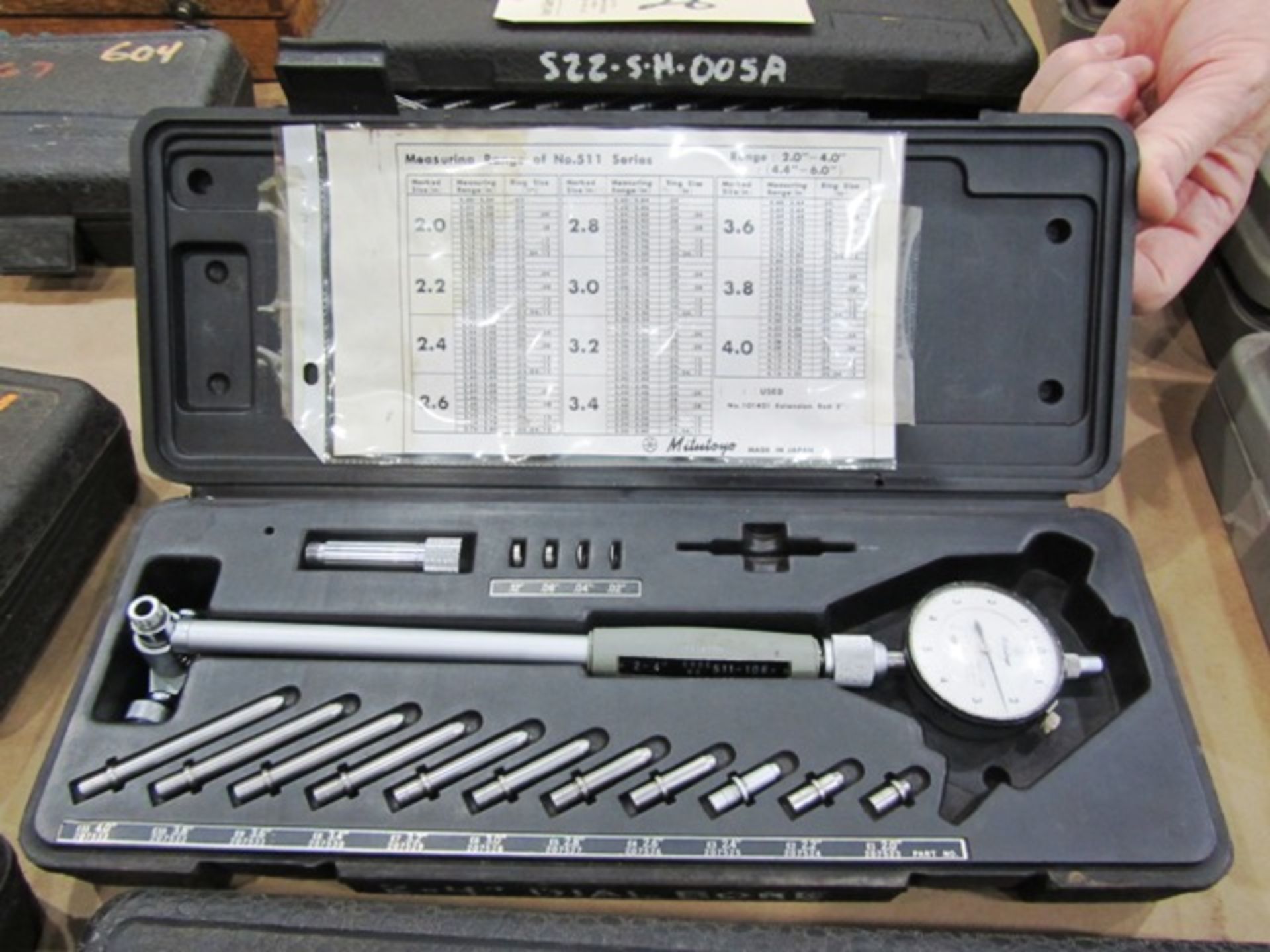 Mitutoyo 2''-4'' Dial Bore Gauge