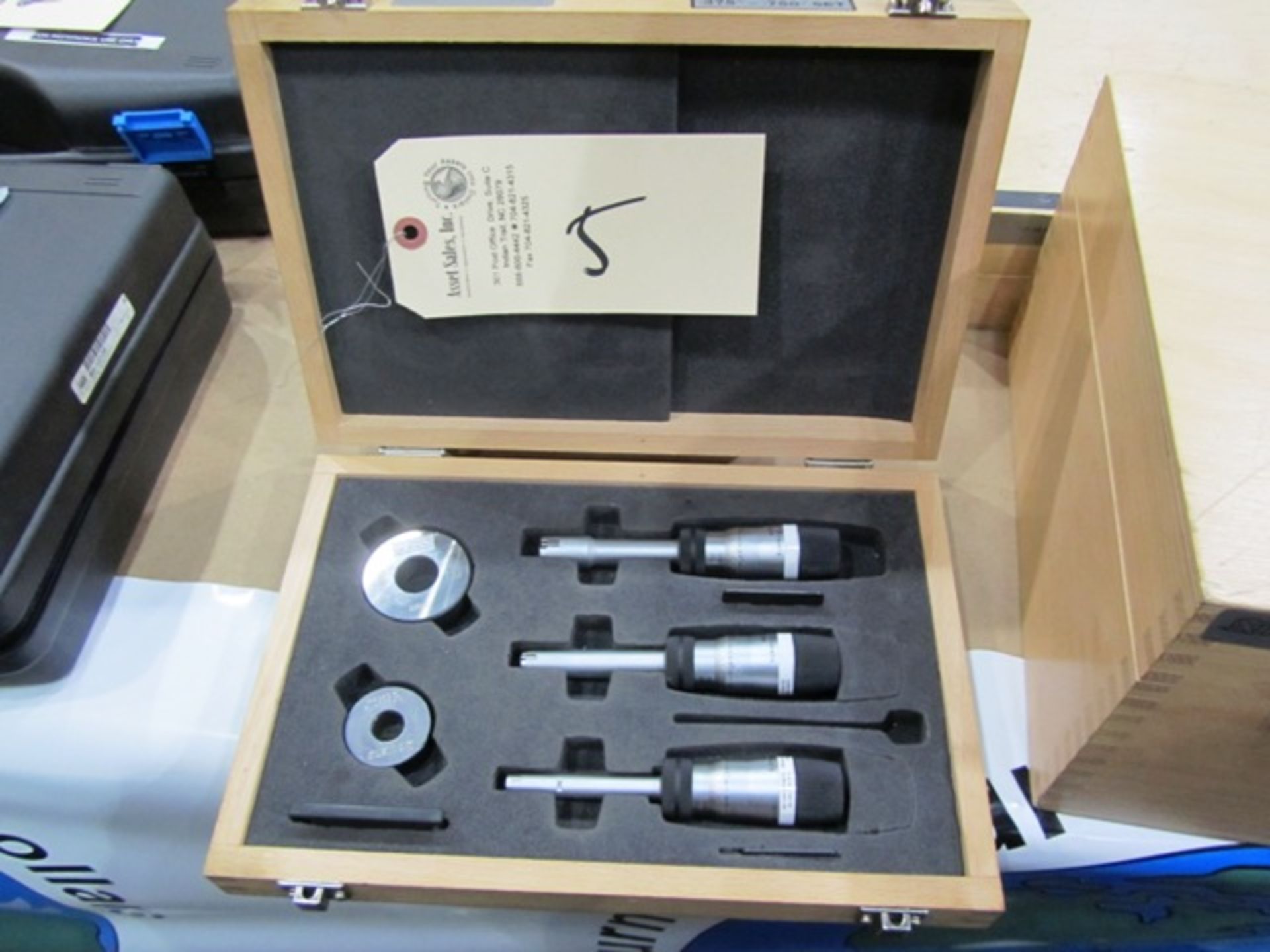 Fowler-Bowers .375''-.750'' Tri Micrometer Set