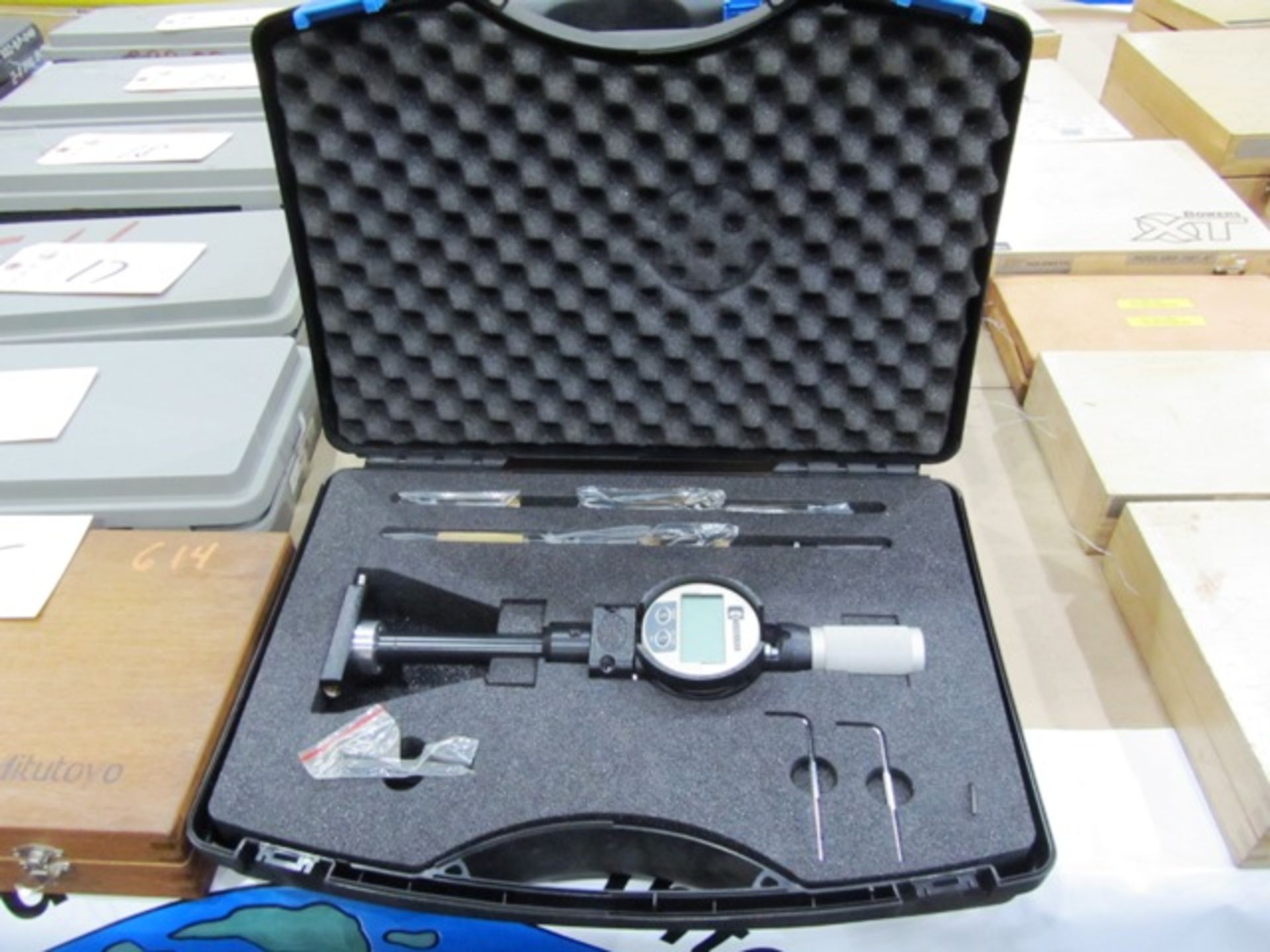 Standard/Tesa 3''-6'' Digi Bore Gauge