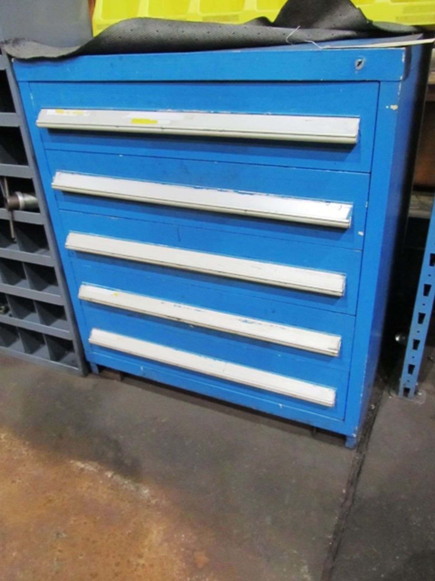 Vidmar Type 5 Drawer Cabinet