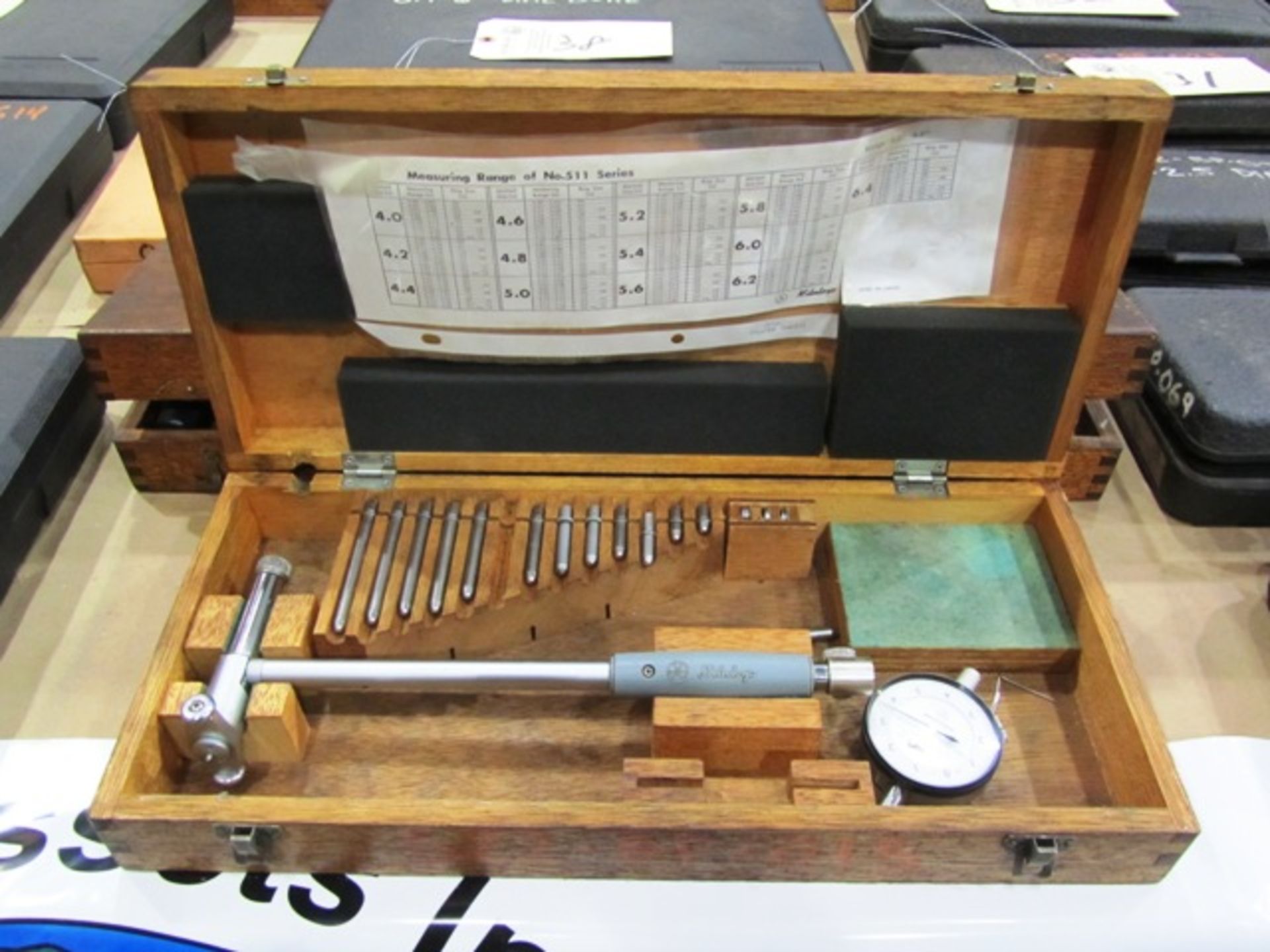 Mitutoyo 4''-6.5'' Dial Bore Gauge