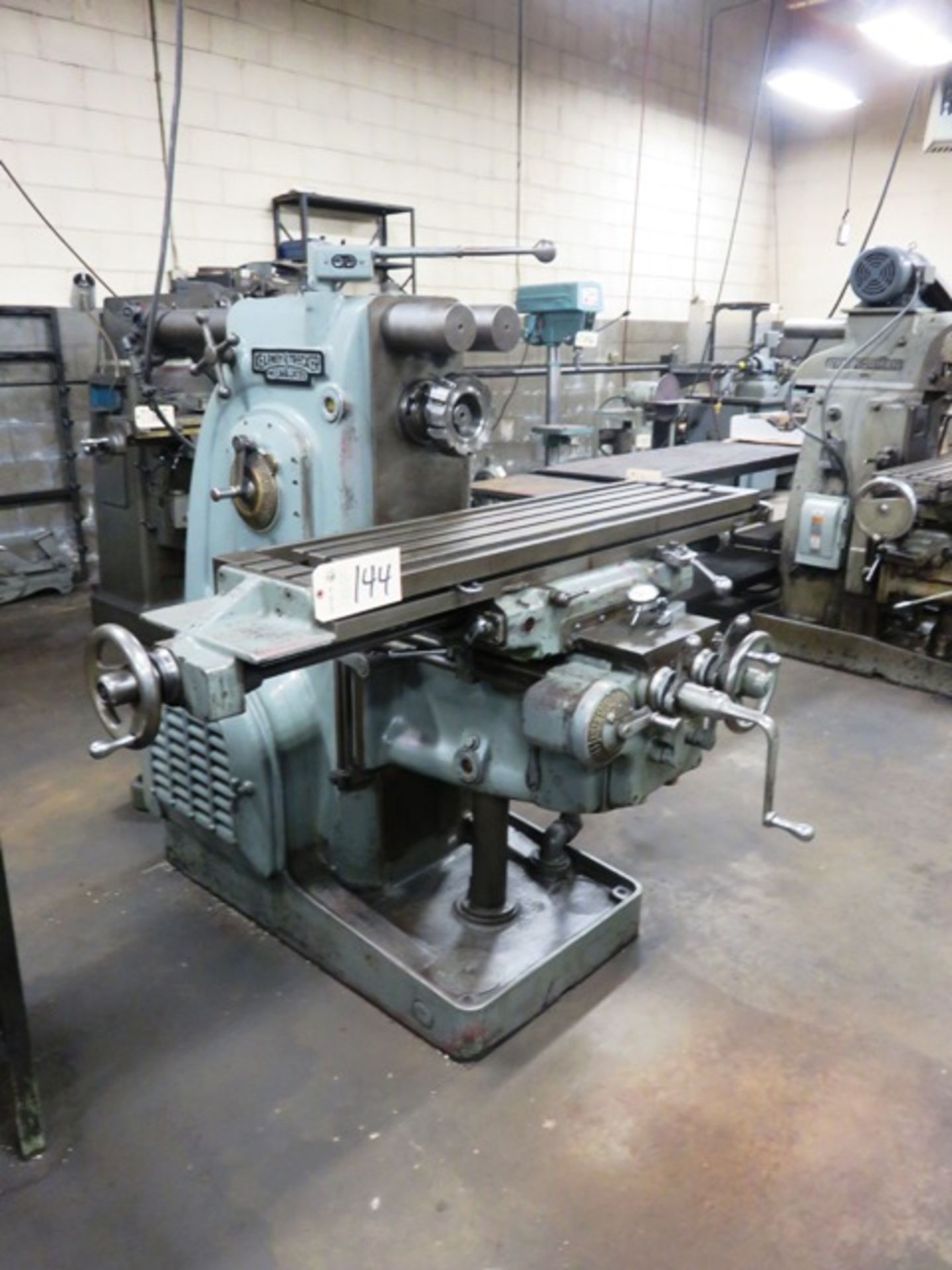 Kearney & Trecker Milwaukee Horizontal Milling Machine with 12'' x 50'' Table, 25-1500 RPM, 5 HP