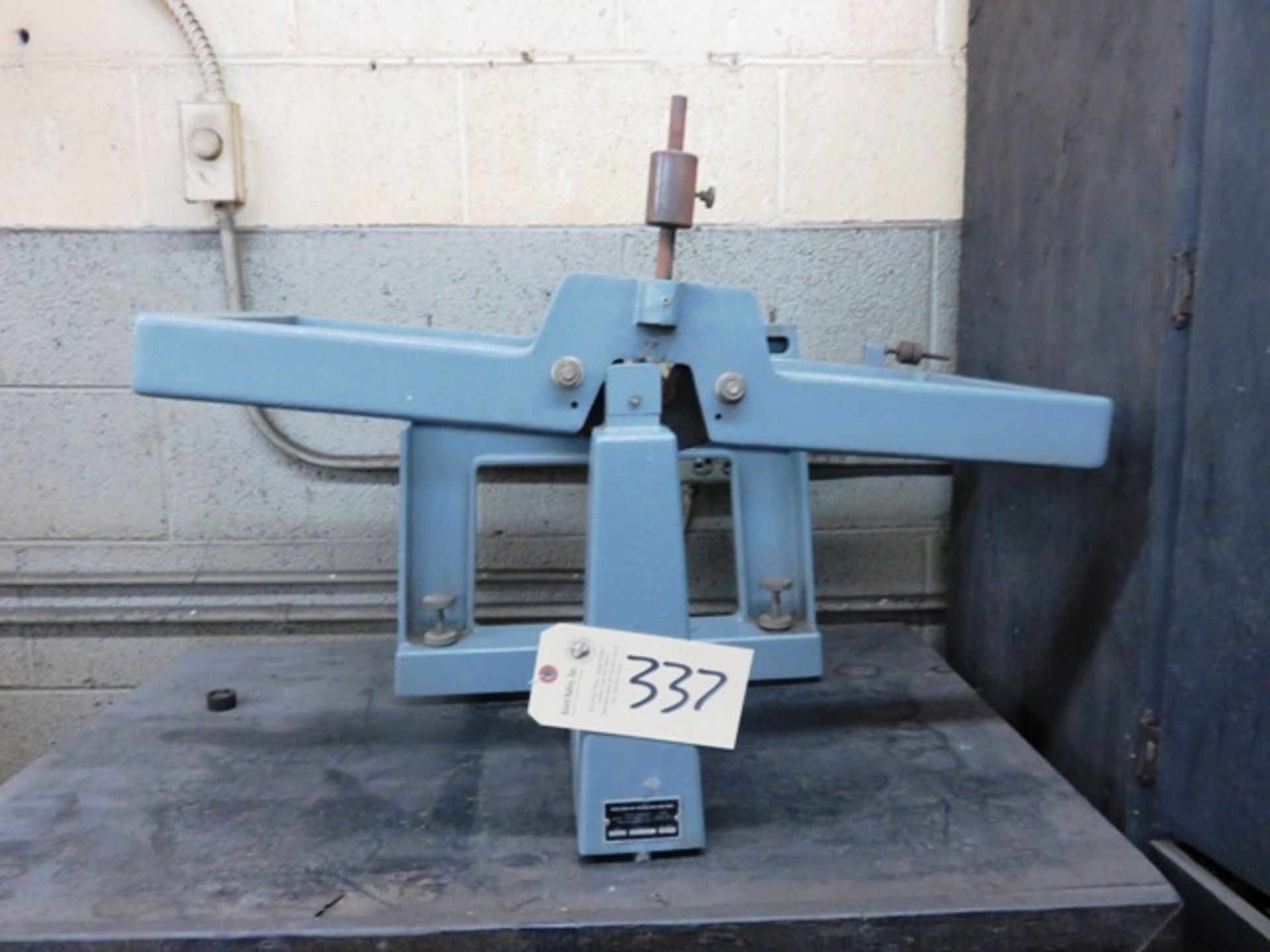 Hofmann Wheel Balancer