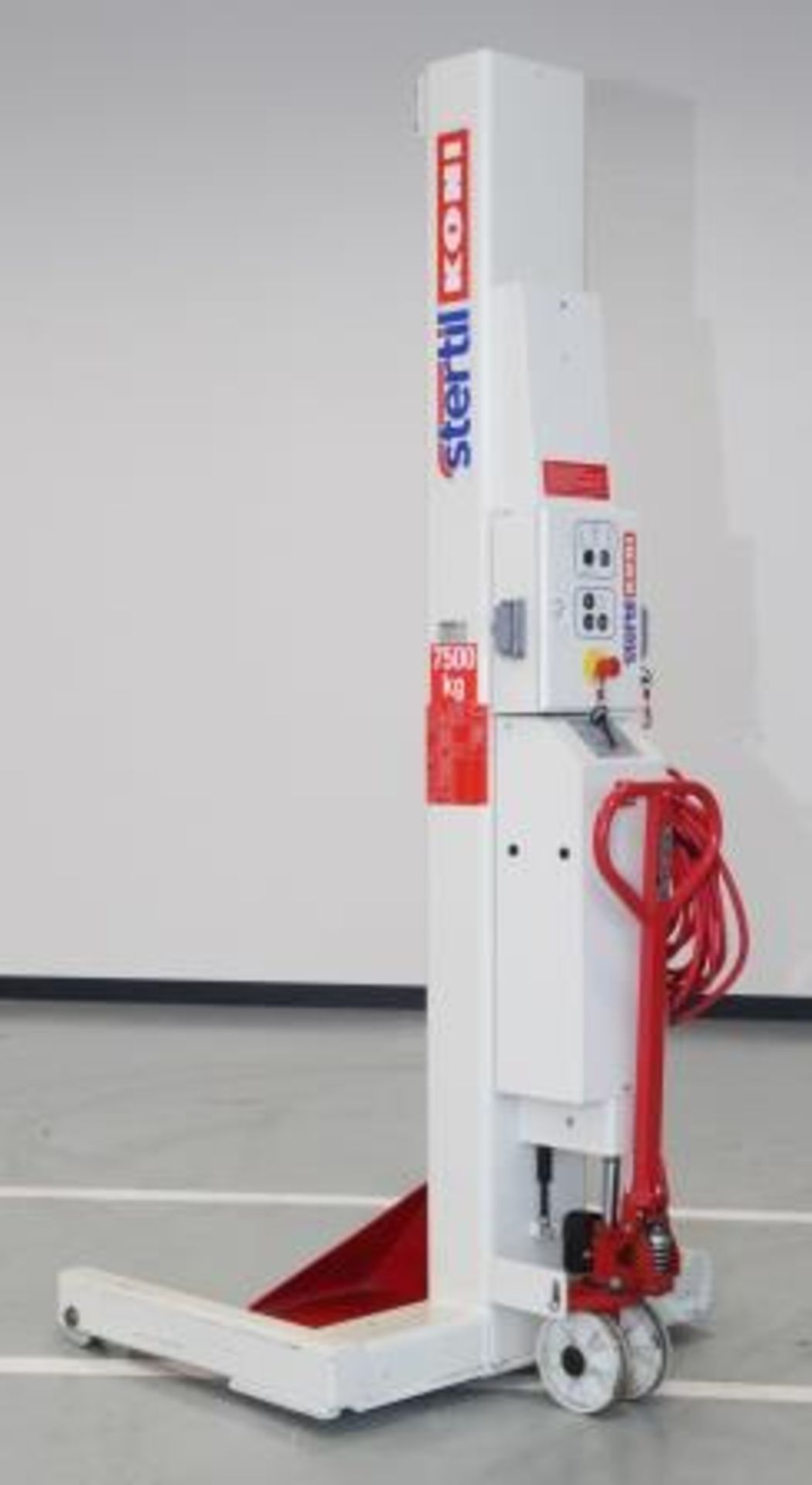 Stertil Koni Mobile Column Lifts (Cabled) - Image 4 of 21