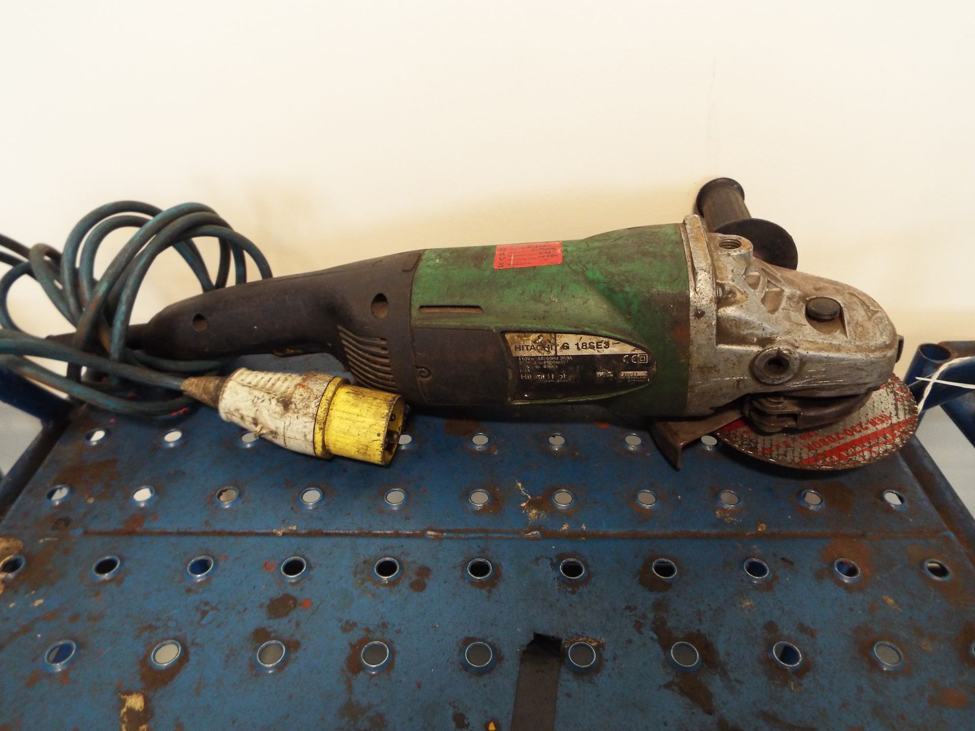 BOSCH GWS 22-230H Professional Angle/Disc Grinder HITACHI G18SE3 - Ditto METABO W1080 - Ditto - Image 3 of 6