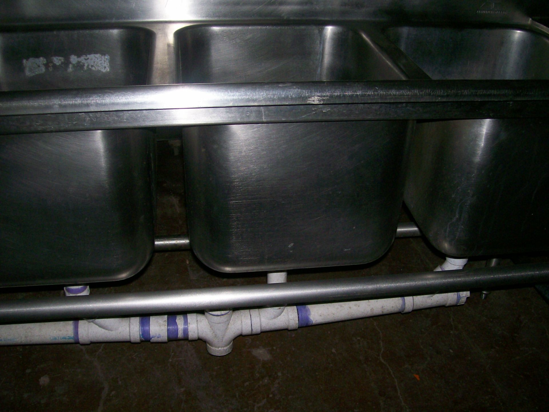 4-COMPARTMENT STAINLESS STEEL SINK W/2 FAUCETS & DRAINBOARDS, 110" - Image 4 of 4