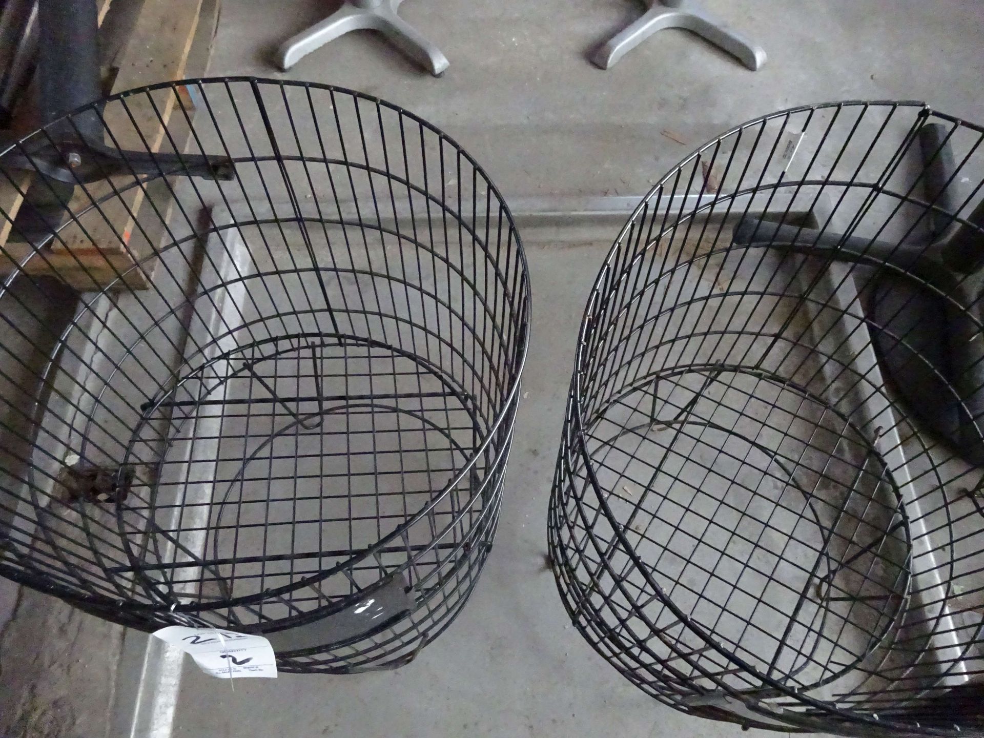 GROCERY STORE DISPLAYS STEEL WIRE 19 DIA x 31H QTY 2 - Image 3 of 3