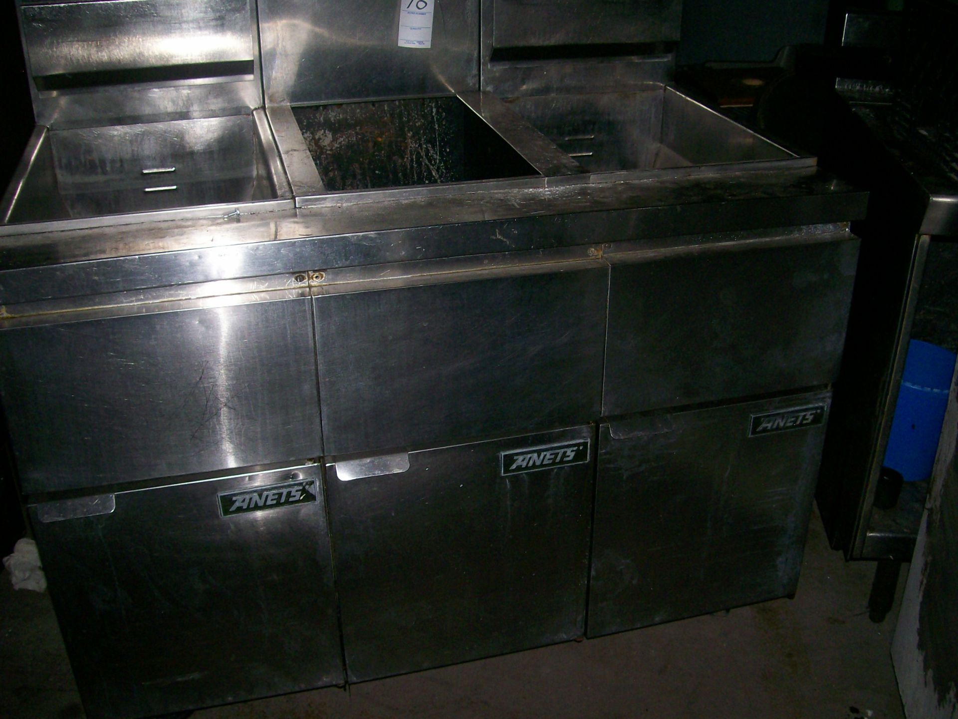 ANETS DOUBLE FRYER W/DUMP STATION GAS 48" (WORKS) - Image 2 of 4