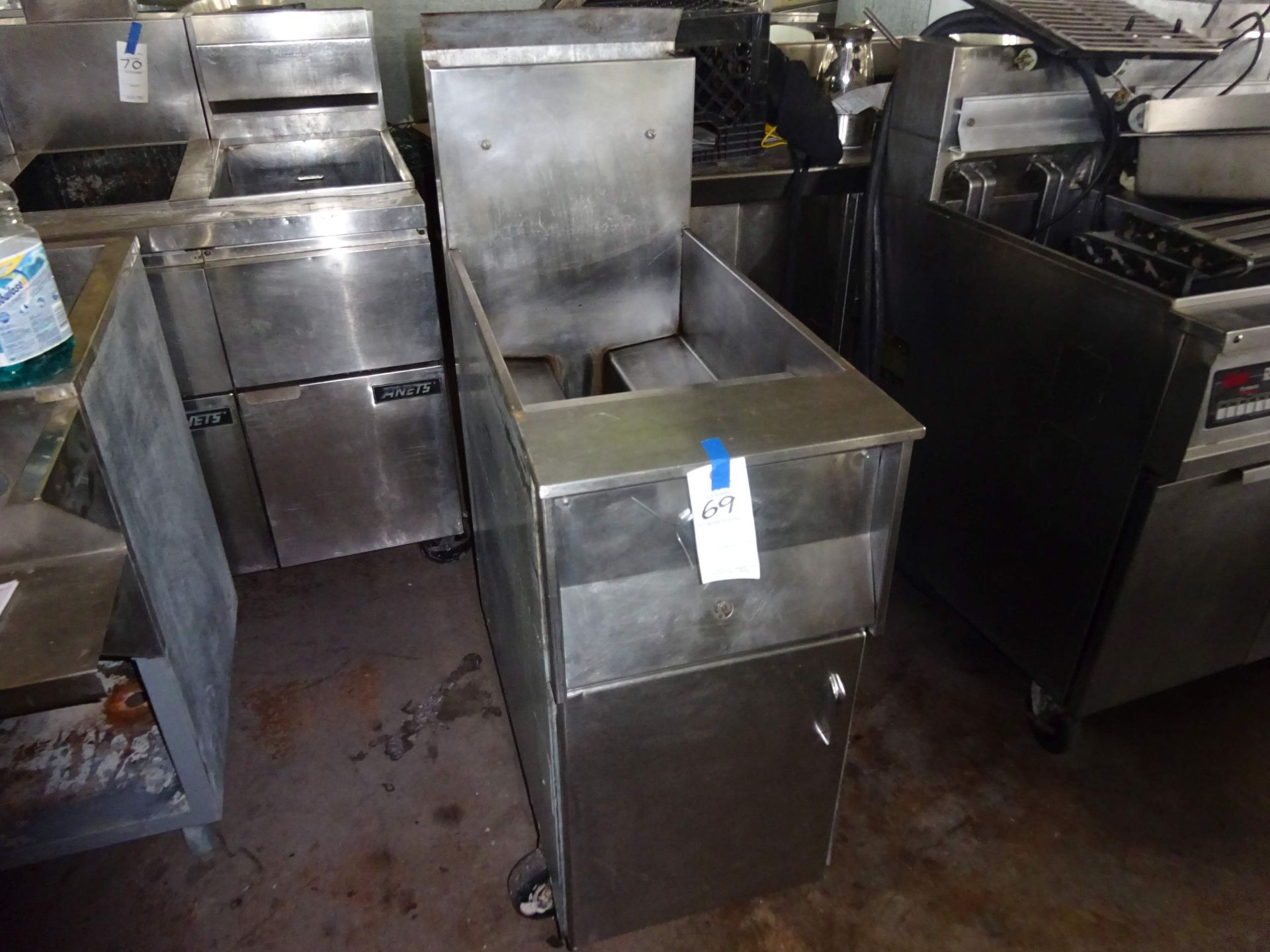 FRYMASTER DEEP FRYER GAS (RECONDITIONED - WORKS)