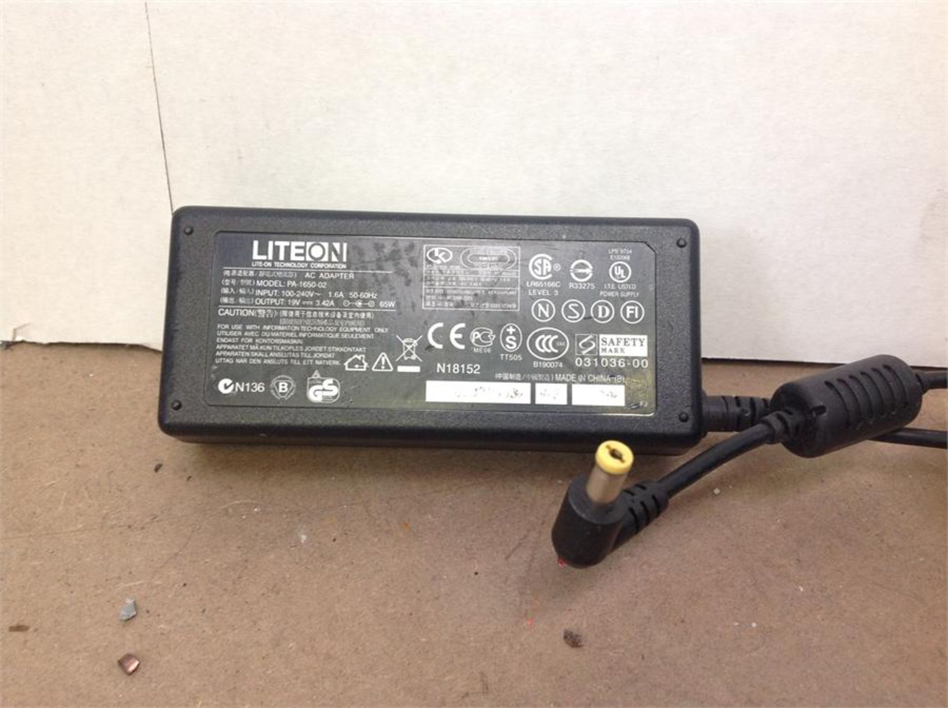 ASR1154 Liteon PA-1650-68 19V 3.42A Power Adapter