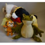 Four vintage Merrythought toys: Tom and Jerry Jerry Mouse with tag; Frog; Dog with Tag;