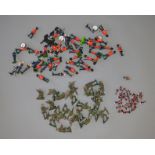 Approx. 70 x plastic toy soldiers by Britains and Crescent, F-VG.