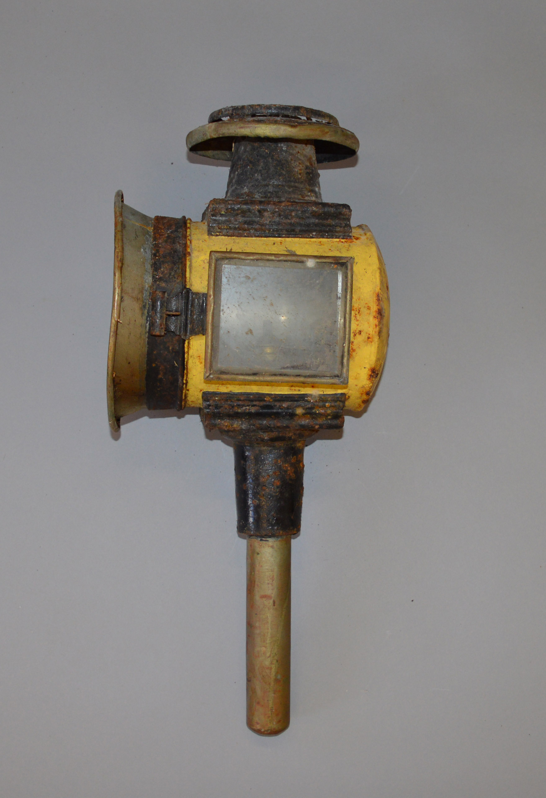 An early 20th century carriage lamp.