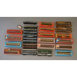 OO Gauge. 28 x Boxed & unboxed coaches. Various manufacturers & liveries.